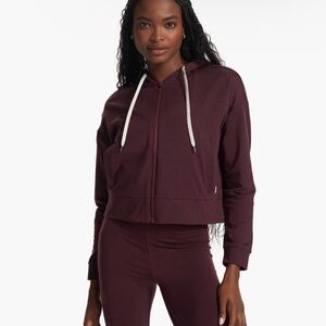 Vuori Cropped Zip Hoodie in Burgundy